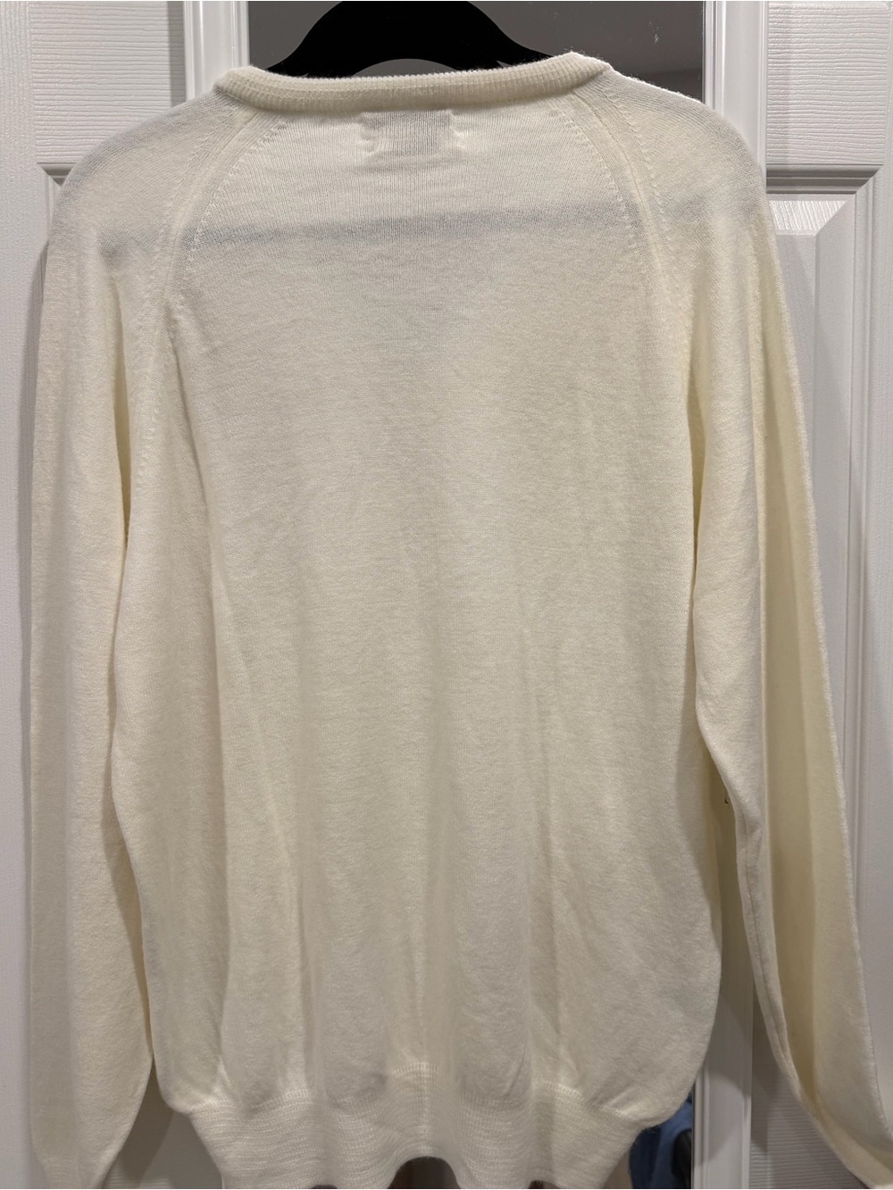 Vintage Dior Men’s Ivory V-Neck Sweater - Picture 4 of 9